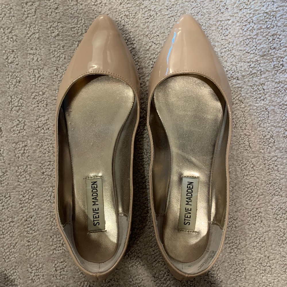 Steve Madden nude flats 6.5 patent leather